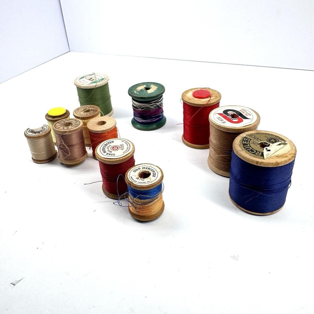 Vintage Wooden Thread Spool‎ Lot Mixed Brands Primitive Sewing Decor